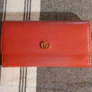 AUTHENTIC GUCCI PINK GG WALLET